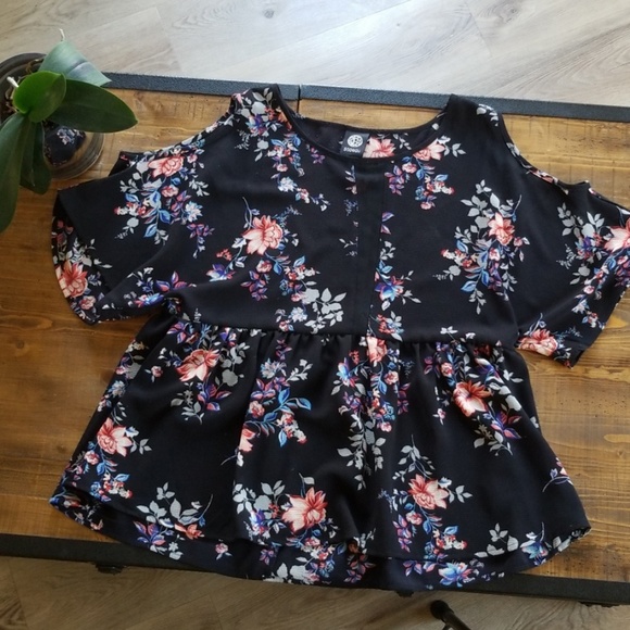 bobeau Tops - Bobeau black floral blouse